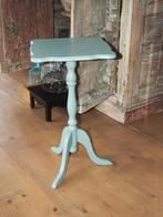 Oude houten bijzettafel/plantentafel, Ophalen