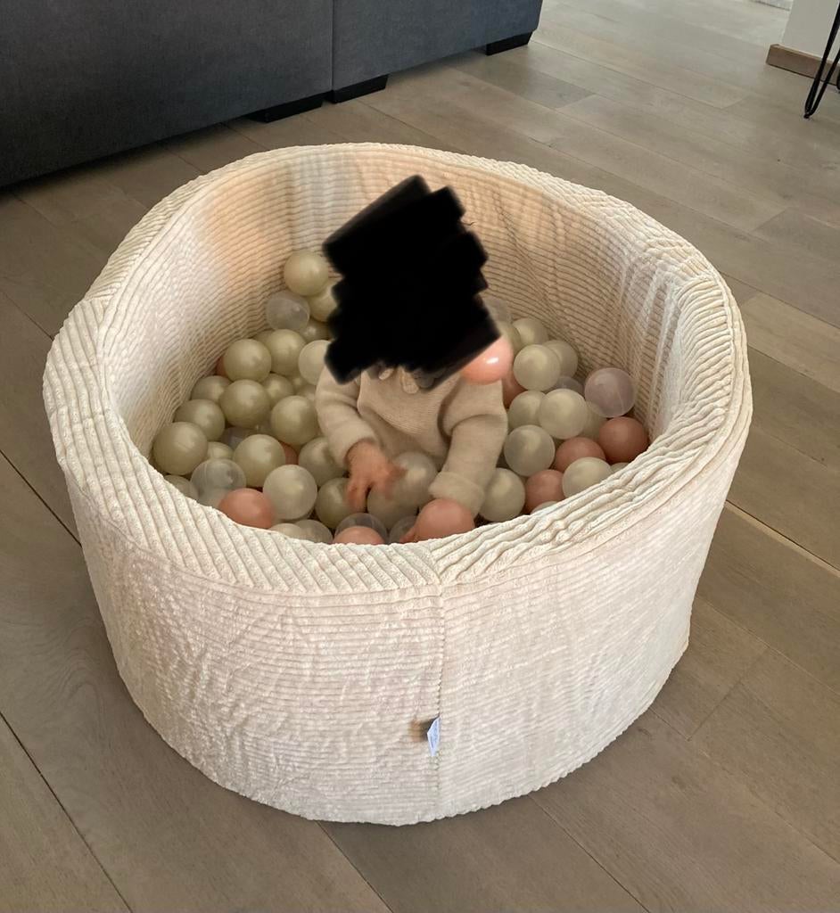 Beige ballenbak van Moje, Ophalen, Zo goed als nieuw, Overige typen