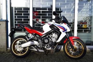 Honda CB 650 F - 2014 - 32000 KM - HRC Tricolore beschikbaar voor biedingen