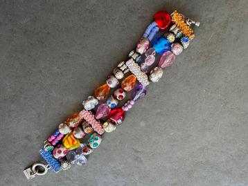 Otazu armband beschikbaar voor biedingen