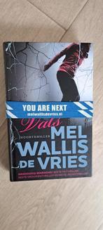 Vals - Mel Wallis de Vries, Ophalen of Verzenden, Zo goed als nieuw, Mel Wallis de Vries