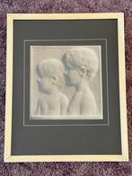 Ingelijste kunstdruk, reliëfportret kinderen gesigneerd 1904, Antiek en Kunst, Ophalen