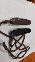 2 Zakmessen - Landmacht & Zwitsers, Ophalen of Verzenden