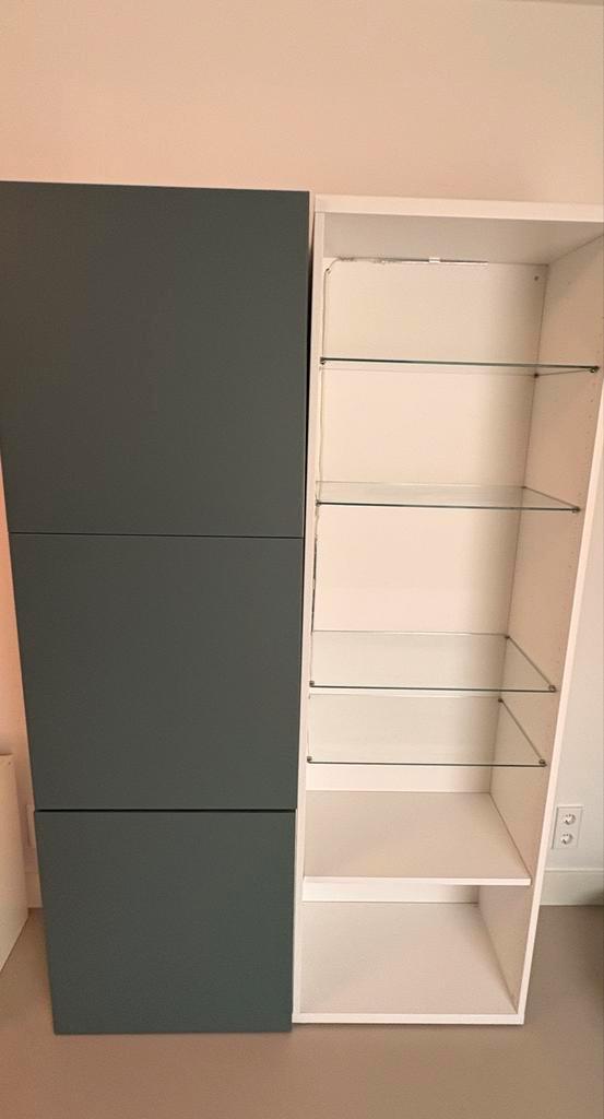 2 Ikea Kast met deuren en (glas) planken. 40D, 60B, 193H, Huis en Inrichting, Kasten | Boekenkasten, Zo goed als nieuw, 50 tot 100 cm