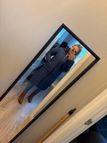 Mrs Ros FW 25 lange winterjas Billy maat S beschikbaar voor biedingen