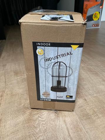 Industriële lamp roest - Nieuw in doos! beschikbaar voor biedingen