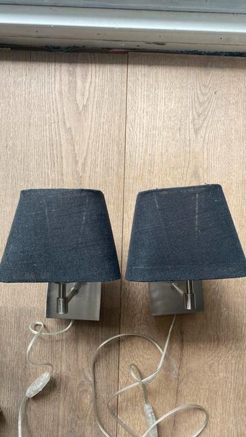 2x rvs wandlampjes met zwart linnen kapjes beschikbaar voor biedingen