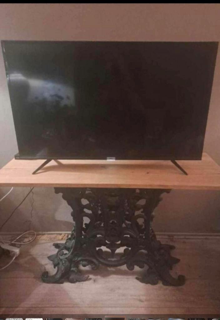 TV Meubel/Sidetable met Gietijzeren Onderstel, Huis en Inrichting, Tafels | Sidetables, Ophalen