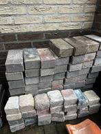GRATIS! Tuinstenen / Klinkers - Grijs, Tuin en Terras, Tegels en Klinkers, Ophalen, Gebruikt, Klinkers, Minder dan 5 m²