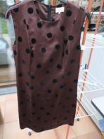 Kleedje bruin zwarte bollen Paule Ka mt 40, Kleding | Dames, Jurken, Maat 38/40 (M), Ophalen of Verzenden, Zo goed als nieuw, Knielengte