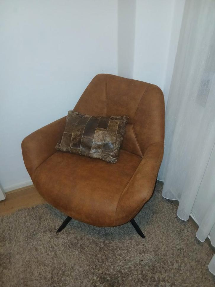 Mooie Bruine Draaistoel, Huis en Inrichting, Fauteuils, Zo goed als nieuw, Metaal, Stof, Minder dan 50 cm, Minder dan 75 cm, Ophalen of Verzenden