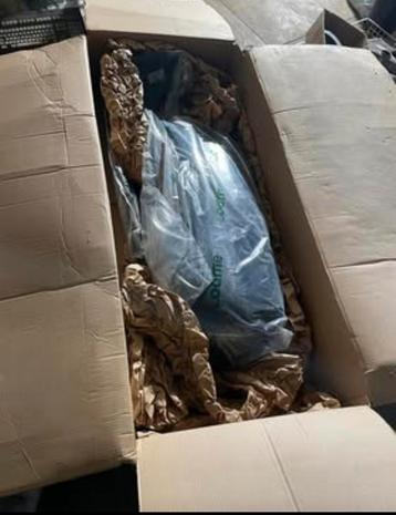 Nieuwe achterspatborden Saab 96 (set) beschikbaar voor biedingen