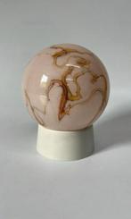 Vintage roze gemarmerde bol lamp Art deco plafondlamp, Ophalen of Verzenden, Zo goed als nieuw, Glas, Art deco