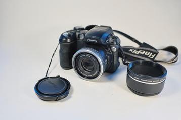 Fujifilm Finepix S5500 - Digital Bridge Camera