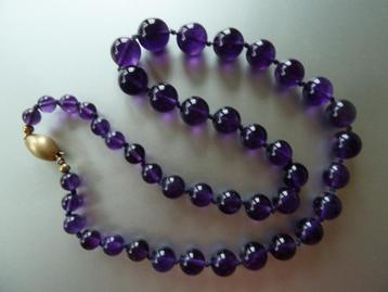 Prachtig amethist collier met 14 karaat gouden slot beschikbaar voor biedingen