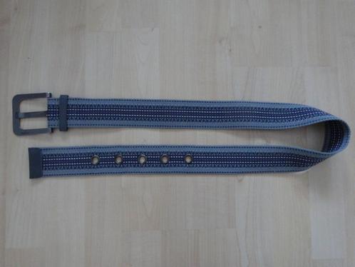Licht grijze riem Esprit EDC, Kleding | Dames, Riemen en Ceinturen, Nieuw, Tailleriem, 100 cm of meer, 3 tot 5 cm, Overige kleuren
