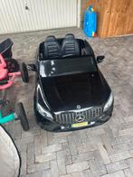 Elektrische mercedes voor 2 kindjes met muziek/geluid, Ophalen of Verzenden, Gebruikt