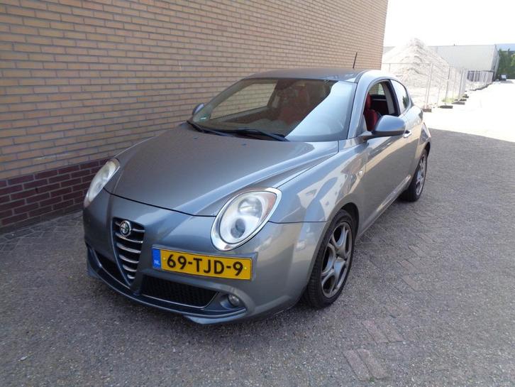 Alfa Romeo MiTo 1.3 D 62KW 2012 Grijs EXPORT  APK 27 11 2026, Auto's, Alfa Romeo, Particulier, MiTo, ABS, Airconditioning, Boordcomputer