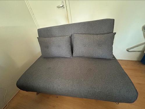 Mooie grijze slaapbank (120x180 cm), Huis en Inrichting, Slaapkamer | Slaapbanken, Zo goed als nieuw, 200 cm, Tweepersoons, Ophalen