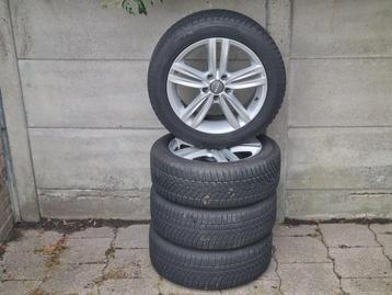 Set Velgen met Winterbanden 215/55 R17 - Seat/Skoda/VW/ beschikbaar voor biedingen