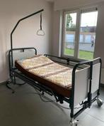 Een  ziekenhuisbed, Diversen, Verpleegmiddelen, Ophalen, Zo goed als nieuw