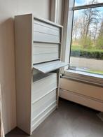 Mooie folderkast in creme kleur, Huis en Inrichting, Kasten | Roldeurkasten en Archiefkasten, 50 tot 100 cm, 25 tot 50 cm, 150 tot 200 cm