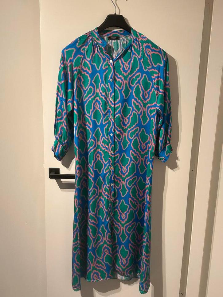 Wauw - Meerkleurige Jurk | One Size, Kleding | Dames, Jurken, Gedragen, Maat 38/40 (M), Blauw, Onder de knie, Ophalen of Verzenden