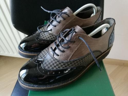 Chique schoenen met lage hak maat 38 (nieuw), Kleding | Dames, Schoenen, Zo goed als nieuw, Schoenen met lage hakken, Zwart, Ophalen of Verzenden