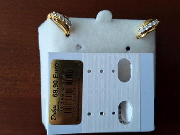 Nieuwe Goudkl. Oorbellen met Strass beschikbaar voor biedingen