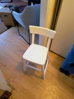 Leuke witte kinderstoel, Gebruikt, Ophalen of Verzenden, Eén, Hout