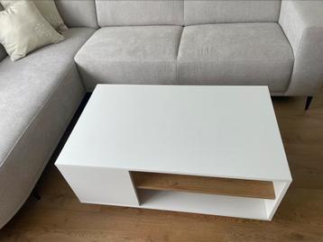 Salontafel beschikbaar voor biedingen