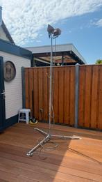 Bouwlamp met statief, Doe-het-zelf en Verbouw, Ophalen, Zo goed als nieuw, Met statief