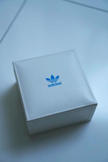 Adidas Bullhead HSC-702 horloge met cronograph beschikbaar voor biedingen