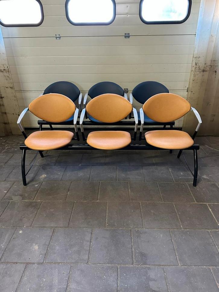 Wachtkamer banken | wachtkamer stoel | 3 en 2 zits, Huis en Inrichting, Banken | Bankstellen, Gebruikt, Rechte bank, Driepersoons