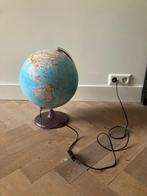 Wereldbol met lamp, Huis en Inrichting, Woonaccessoires | Wereldbollen, Ophalen, Zo goed als nieuw