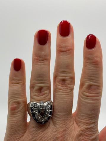 Z800 Prachtige zilveren chique ring maat 18 beschikbaar voor biedingen