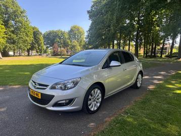 Opel Astra 1.4 Turbo Sport Edition-Goed onderhouden auto beschikbaar voor biedingen