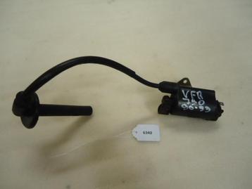 VFR750 1990 - 1993 Honda Bobijn bougiekop D1-11860 beschikbaar voor biedingen
