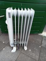 Olieradiator kachel., Ophalen, Gebruikt, Minder dan 30 cm, Radiator