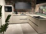 Showroomkeuken Beton look, Huis en Inrichting, Keuken | Complete keukens, Ophalen, Hoekkeuken, Nieuw, NVT