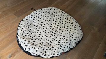 Speelzak / Speelkleed beschikbaar voor biedingen