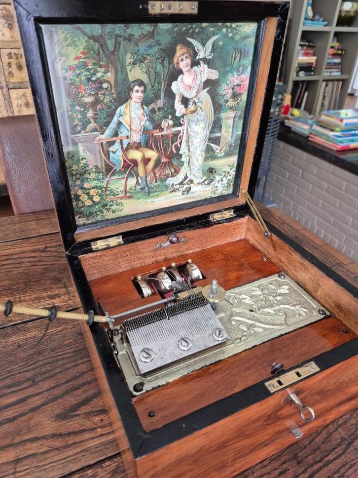 muziekdoos Polyphon Symphonion Troubadour, Antiek en Kunst, Antiek | Overige Antiek, Verzenden