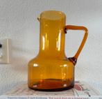 Okergele zonnige amber kleurige handgeblazen karaf waterkan, Ophalen of Verzenden