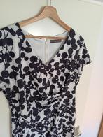 Vera Mont Cocktailjurk wit met all-over patroon in zwart, Wit, Maat 46/48 (XL) of groter, Ophalen of Verzenden, Zo goed als nieuw