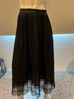 Twinset plooien rok met bronskleurige onderrok maat it 42, Kleding | Dames, Rokken, Maat 38/40 (M), ., Zwart, Ophalen of Verzenden