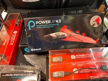 Grote Set POWER UP ,darts, 4x 3.0 2x 4.0 + accesoires koffer beschikbaar voor biedingen