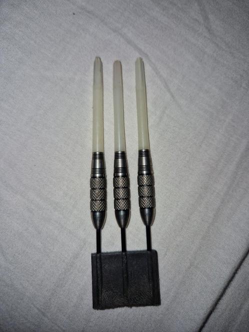 Winmau 25 gram dartpijlen, Sport en Fitness, Darts, Zo goed als nieuw, Pijlen, Ophalen of Verzenden