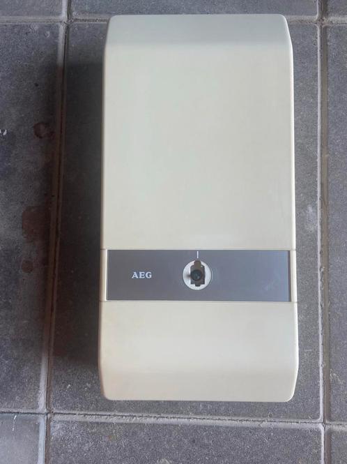 AEG dooratroomboiler 21 kw, Doe-het-zelf en Verbouw, Geisers en Boilers, Gebruikt, Geiser, Minder dan 20 liter, Minder dan 3 jaar oud