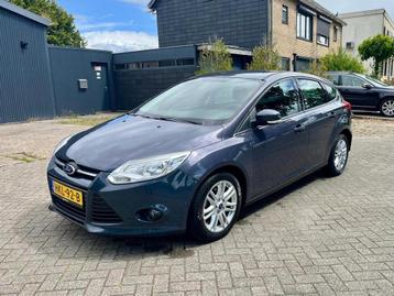 Ford FOCUS 1.0 EcoBoost Lease Titanium - Nieuwe APK! beschikbaar voor biedingen