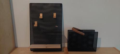 Presenttime Perky Mesh memobord en tijdschriftenrek, Huis en Inrichting, Woonaccessoires | Memoborden, Zo goed als nieuw, Magneetbord